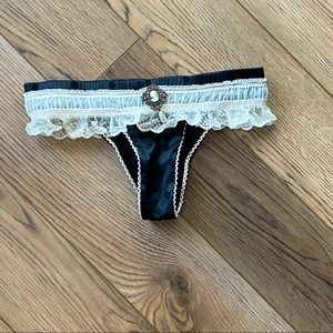 Beach Bunny bikini bottoms XS